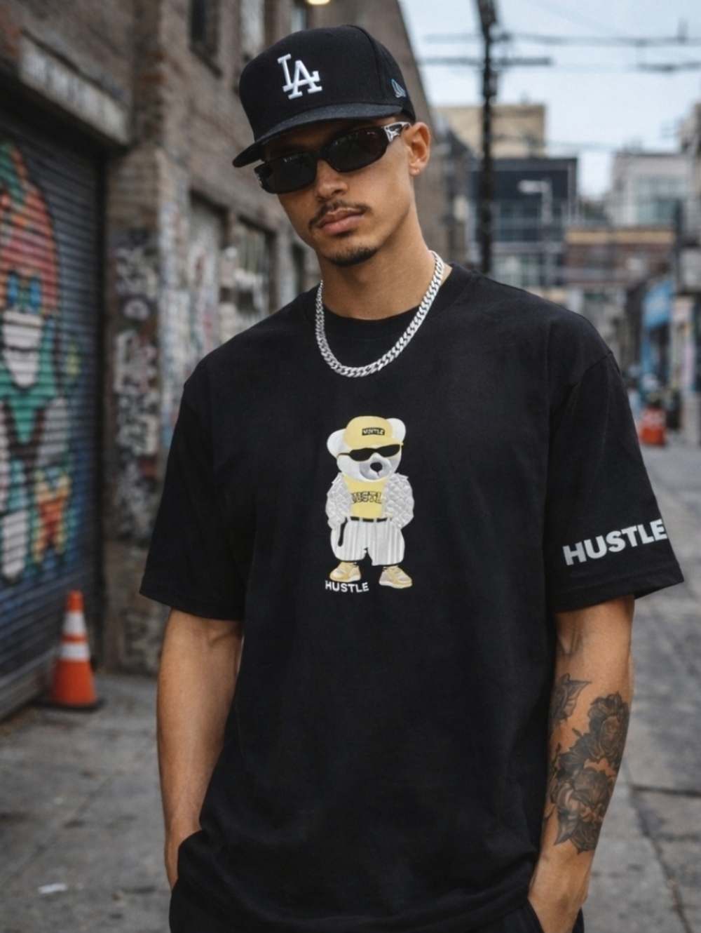 CR24 Hustle Bear Graphic Tee XL Black Metallic Streetwear Hip Hop Shirt NWT